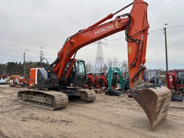 Grue sur chenilles Hitachi ZX225US LC-3, Enlèvement, Excavatrice