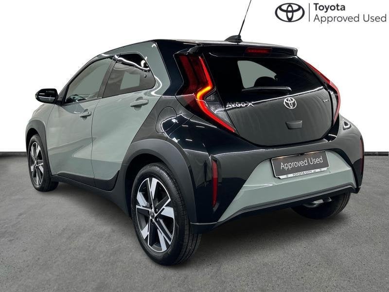 Toyota Aygo 116hp HEV Pulse | carplay, Autos, Achat, Noir, 5 portes, Automatique