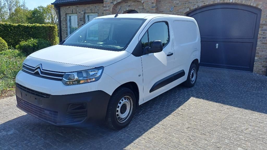 Citroen Berlingo LV3pl Benzine 72.000km BWJ 2020  11500euro, Auto's, Voorwielaandrijving, Euro 6, 1199 cc, Parkeersensor