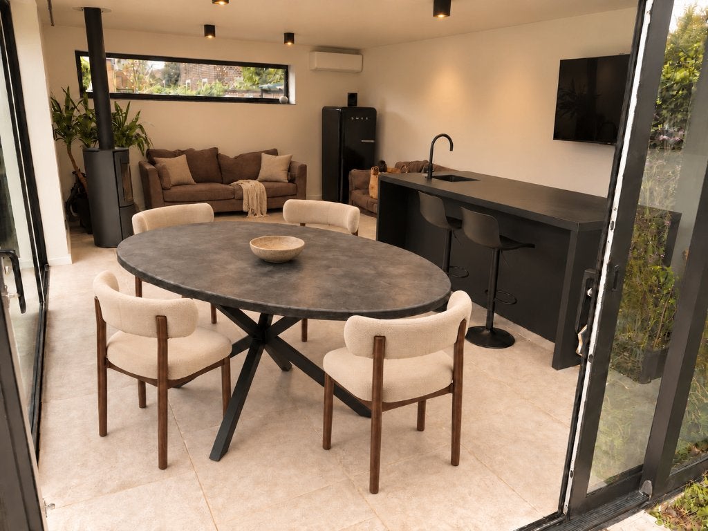Moderne tafel in betonlook met stalen onderstel, Ophalen, Overige materialen, 100 tot 150 cm, Vijf personen of meer