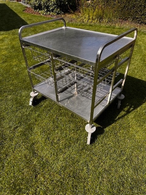 Inox kar, Ophalen, Gebruikt, Inox Meubilair