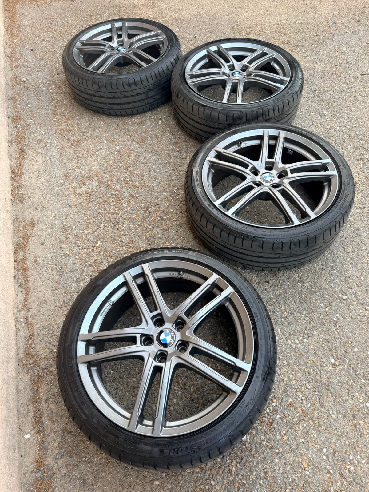 4 X 225/40 R19 + Pneus + valves / capteurs pour BMW G20/G21, 19 inch, Banden en Velgen, Nieuw, Ophalen of Verzenden