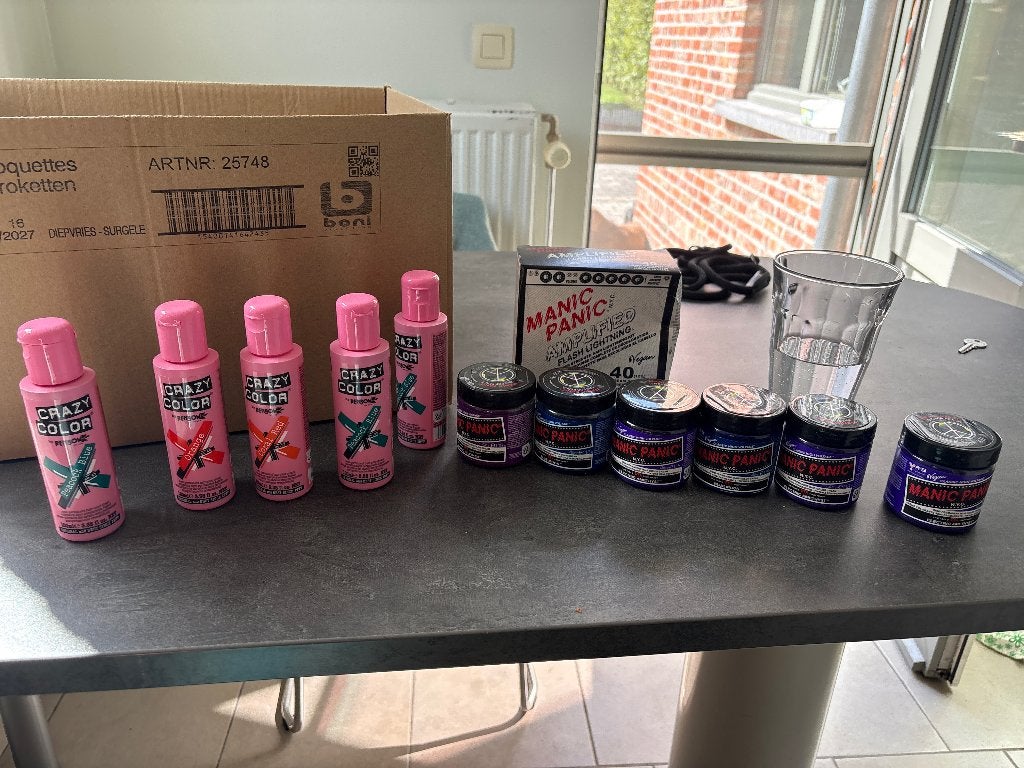 Haarverf manic panic en crazy color, Bijoux, Sacs & Beauté, Beauté | Soins des cheveux, Enlèvement ou Envoi, Neuf, Autres types