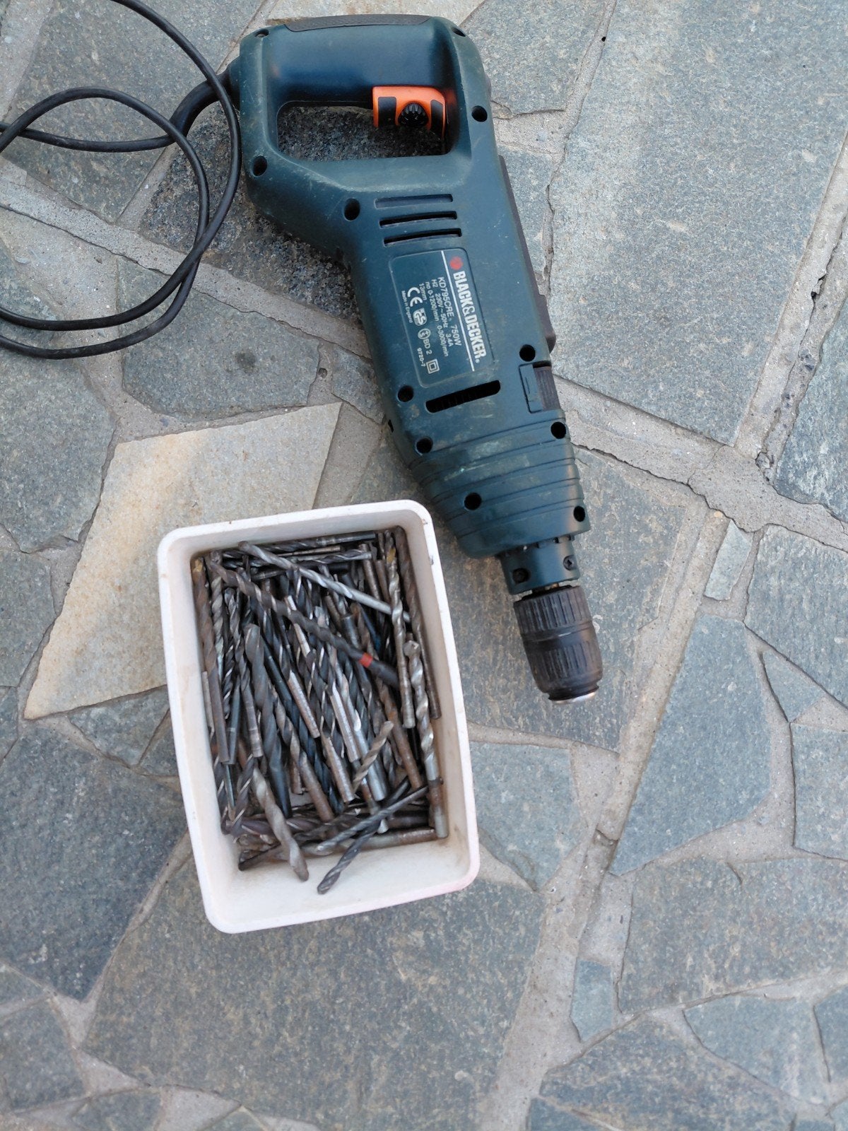 klop boor machine met doos boren black en decker, Doe-het-zelf en Bouw, Gereedschap | Boormachines, Ophalen, Gebruikt