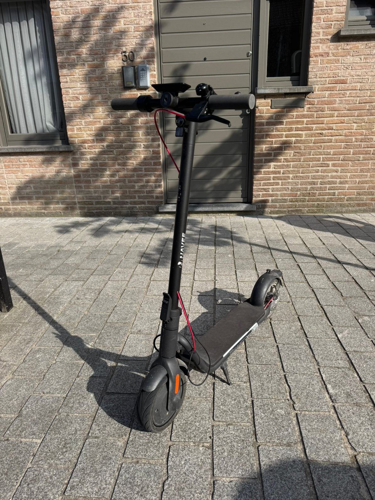 Navee v40 step, Fietsen en Brommers, Ophalen, Zo goed als nieuw