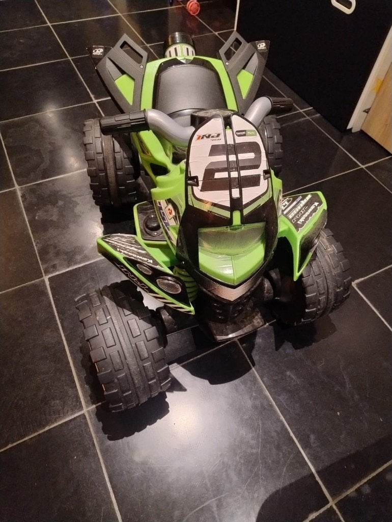 Electric Quad Kawasaki  12V Groen Injusa, Gebruikt