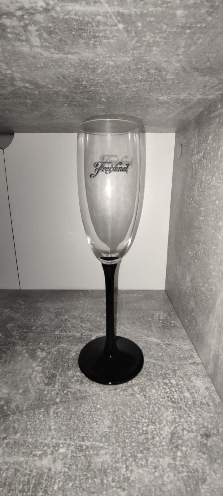 Verre, Enlèvement, Comme neuf