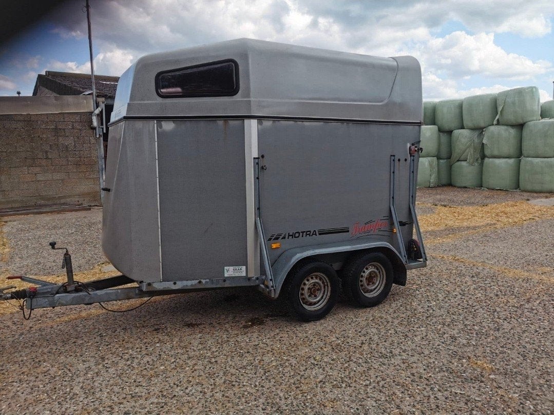 Dubbele paardentrailer Hotra, Enlèvement, Aluminium
