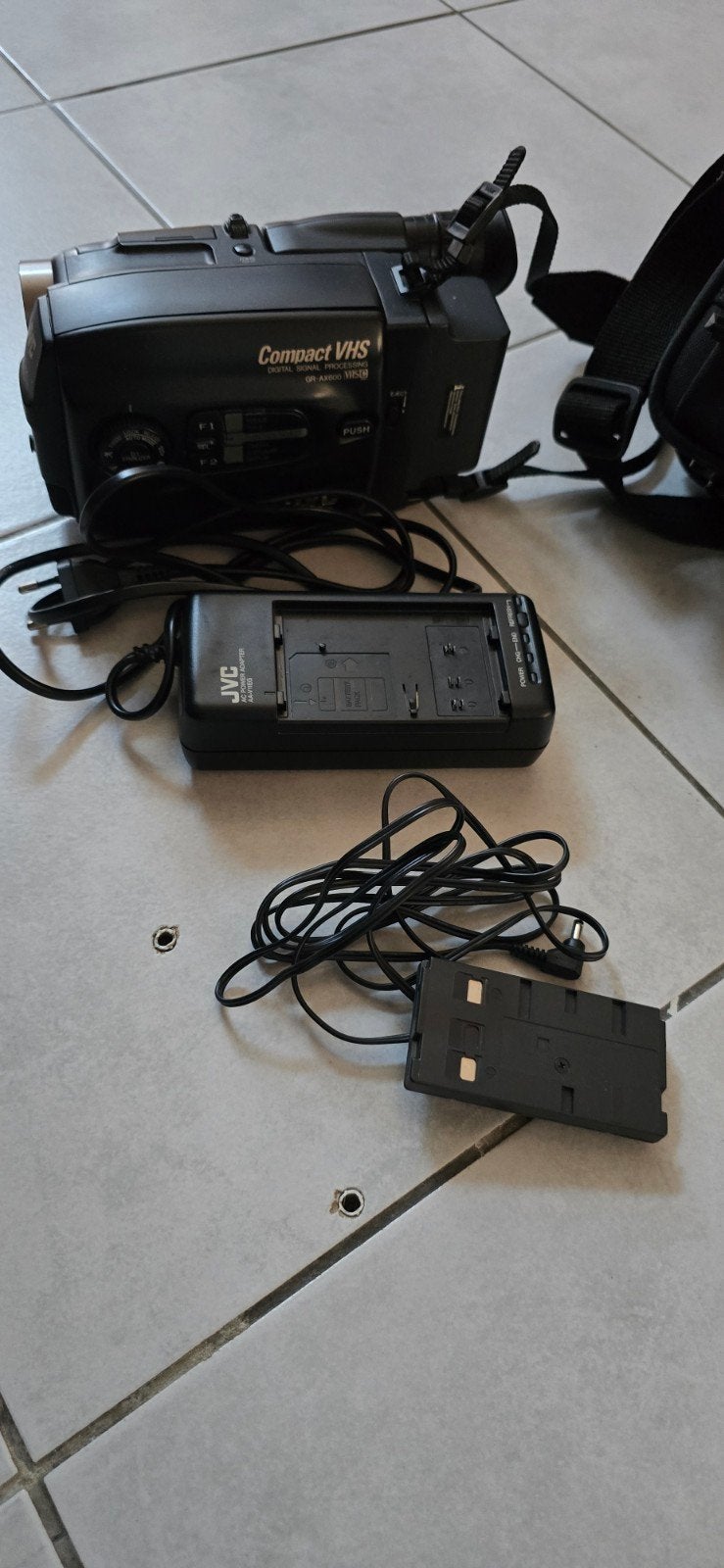 JVS Compact VHS, TV, Hi-fi & Vidéo, Enlèvement