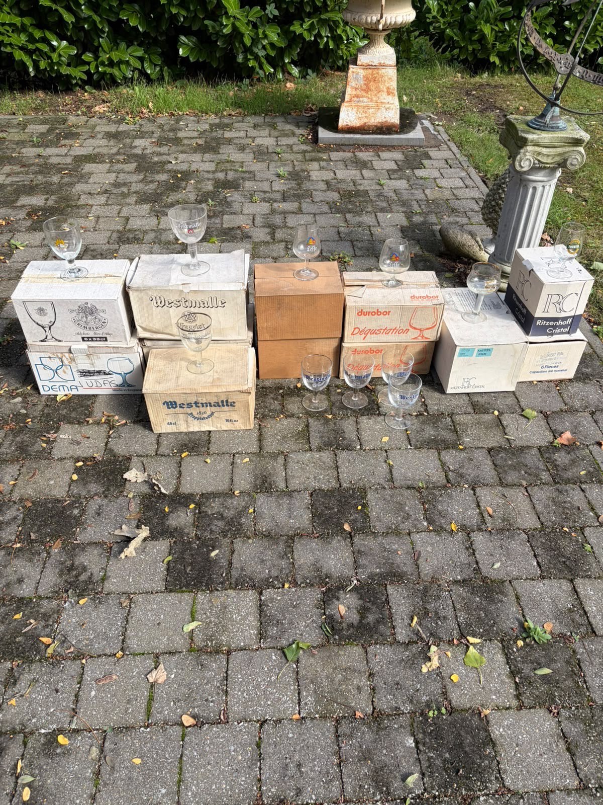 Lot van 75 bierglazen 7 soorten, Verzamelen, Ophalen