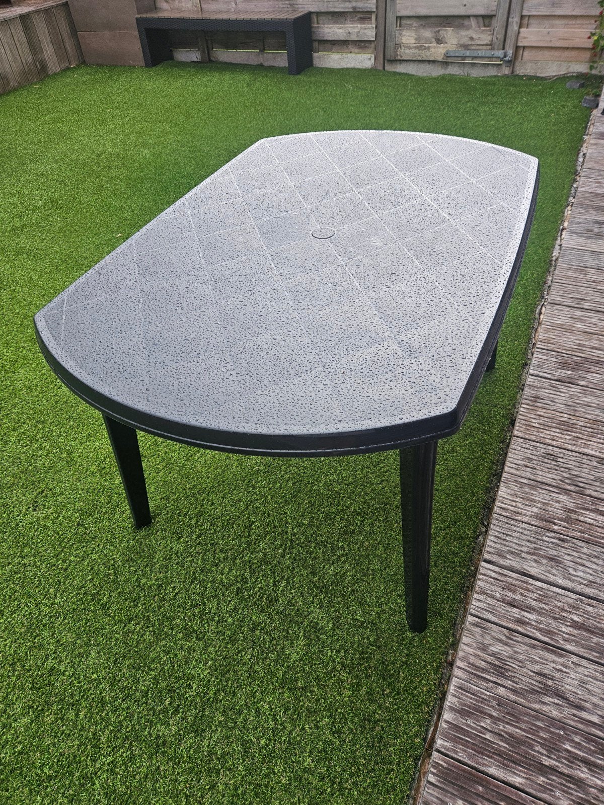 Tuintafel, Enlèvement, Comme neuf