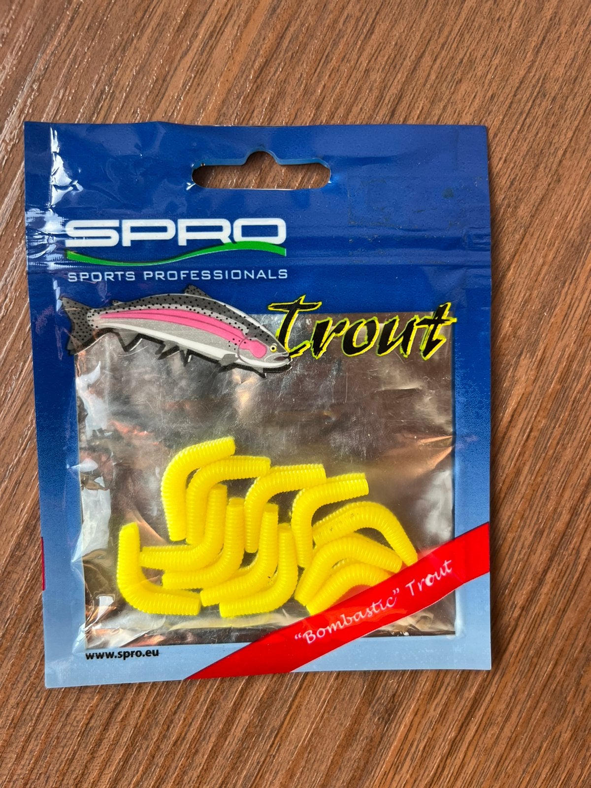 Ongebruikt kunstaas forelvissen, Ophalen of Verzenden, Zo goed als nieuw