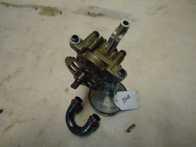 R6 1999 - 2002 Yamaha Motorblok onderdelen Oliepomp D1-19793, Motoren
