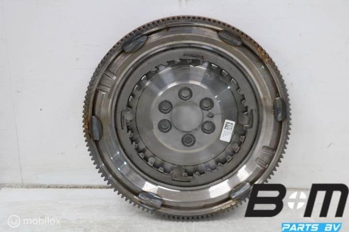 Vliegwiel 1.4 TSI CHPA VW Golf 7 04E105266, Utilisé