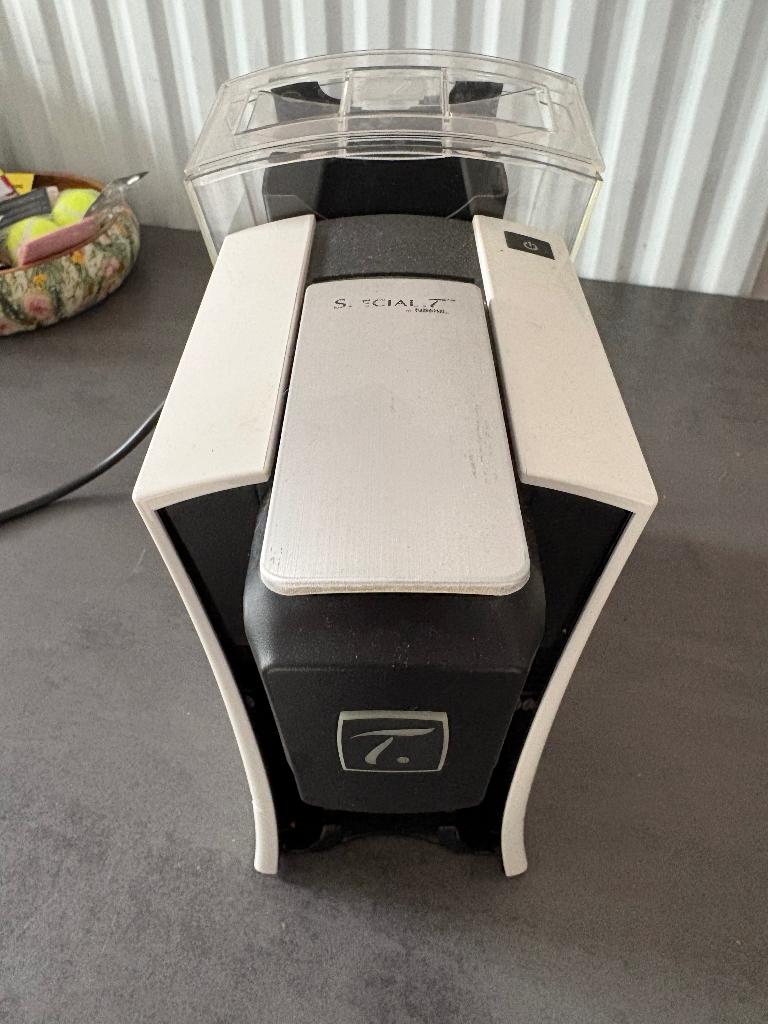 Theemachine van Nestlé, Ophalen, Koffiepads en cups, Overige modellen, Zo goed als nieuw