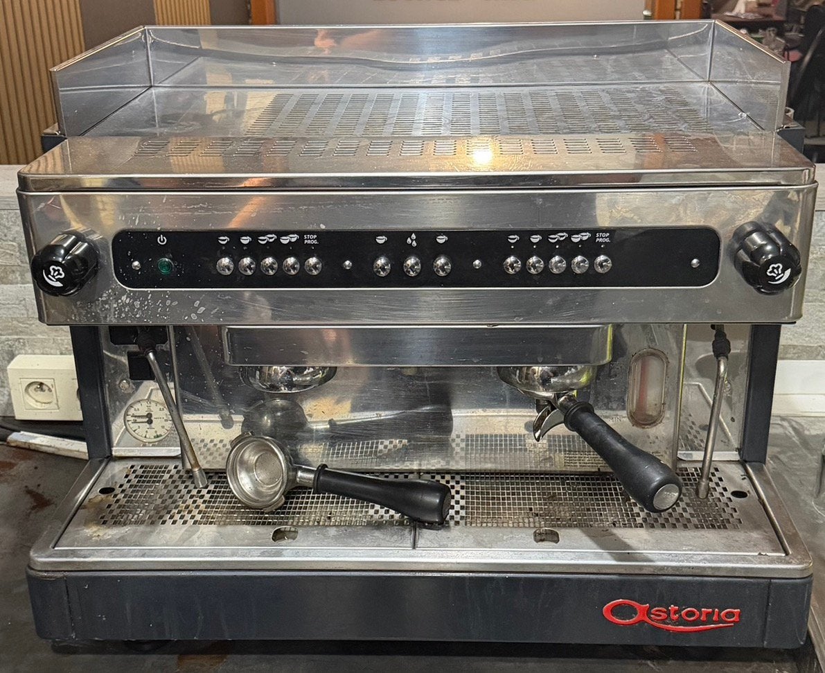 machine à café professionnelle Astoria, Ophalen