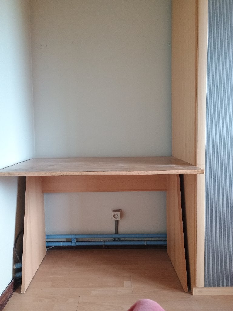 bureau (met boekenrek), Ophalen