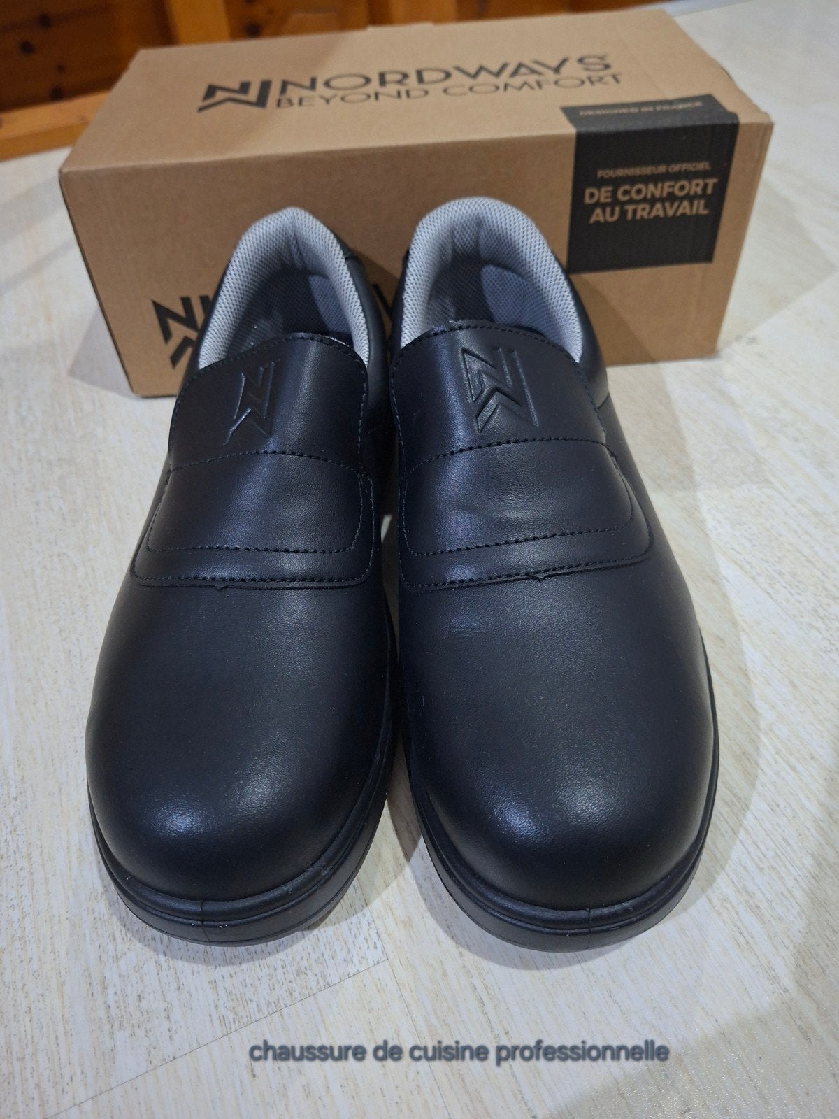 Chaussure cuisine 41, Enlèvement