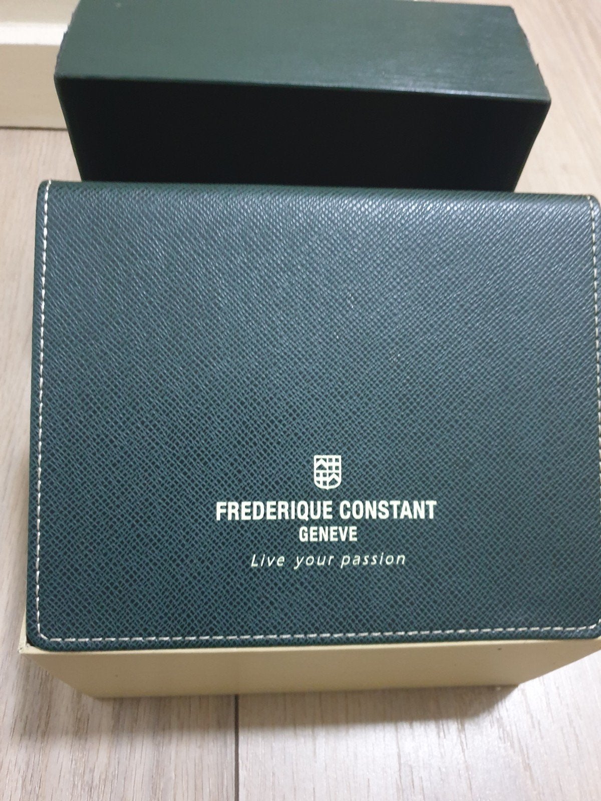 Montre Frédérique Constant, Enlèvement ou Envoi