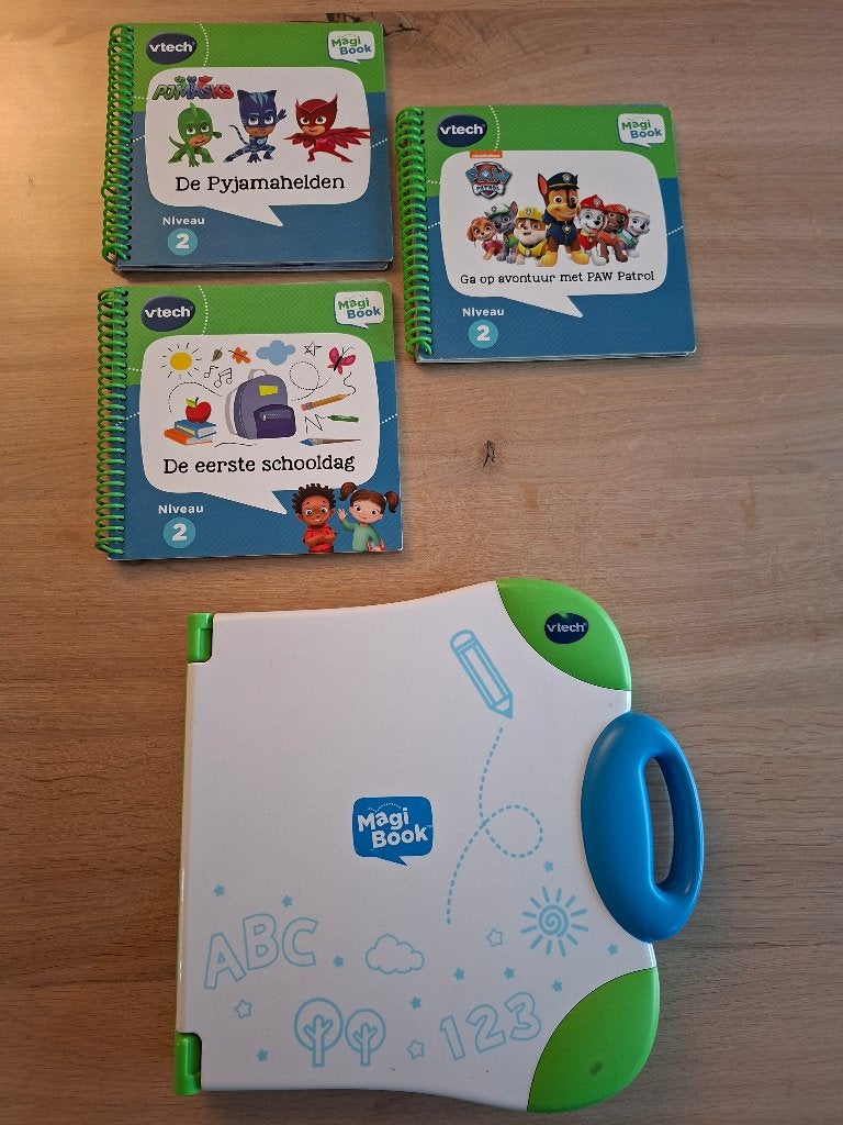 Vtech Magibook + 3 boekjes, Ophalen, Gebruikt, Puzzelen, Met geluid