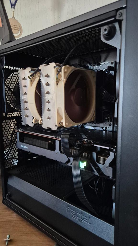 High end sleeper gaming PC (6950XT, 32GB DDR5, 2TB, 1200W), Computers en Software, Desktop Pc's, Ophalen, 32 GB, Zo goed als nieuw