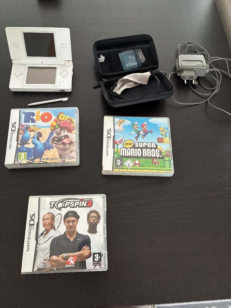 Nintendo DS met 3 games, Gebruikt, Gekoppelde computers, 3 spelers of meer, Vanaf 7 jaar