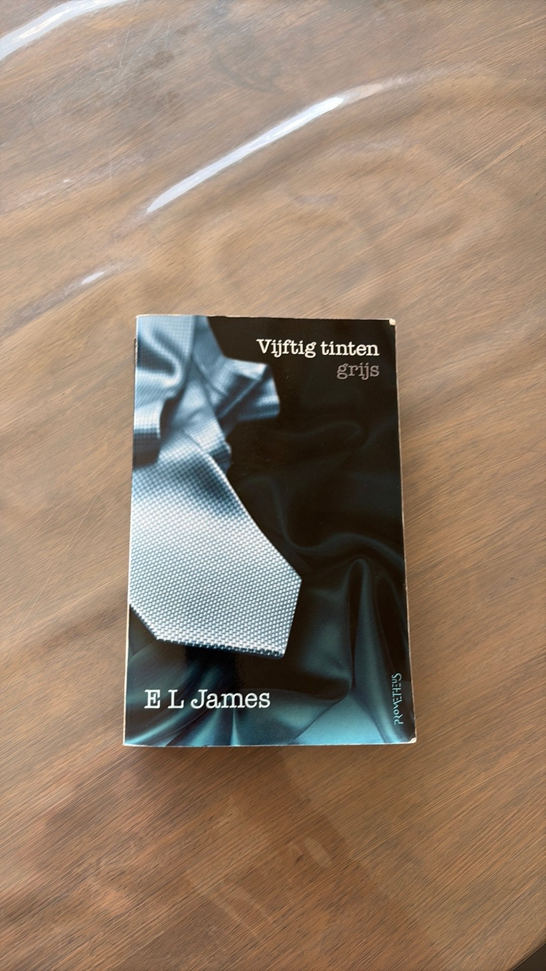 E.L. James - Vijftig tinten grijs, Ophalen, E.L. James, Amerika