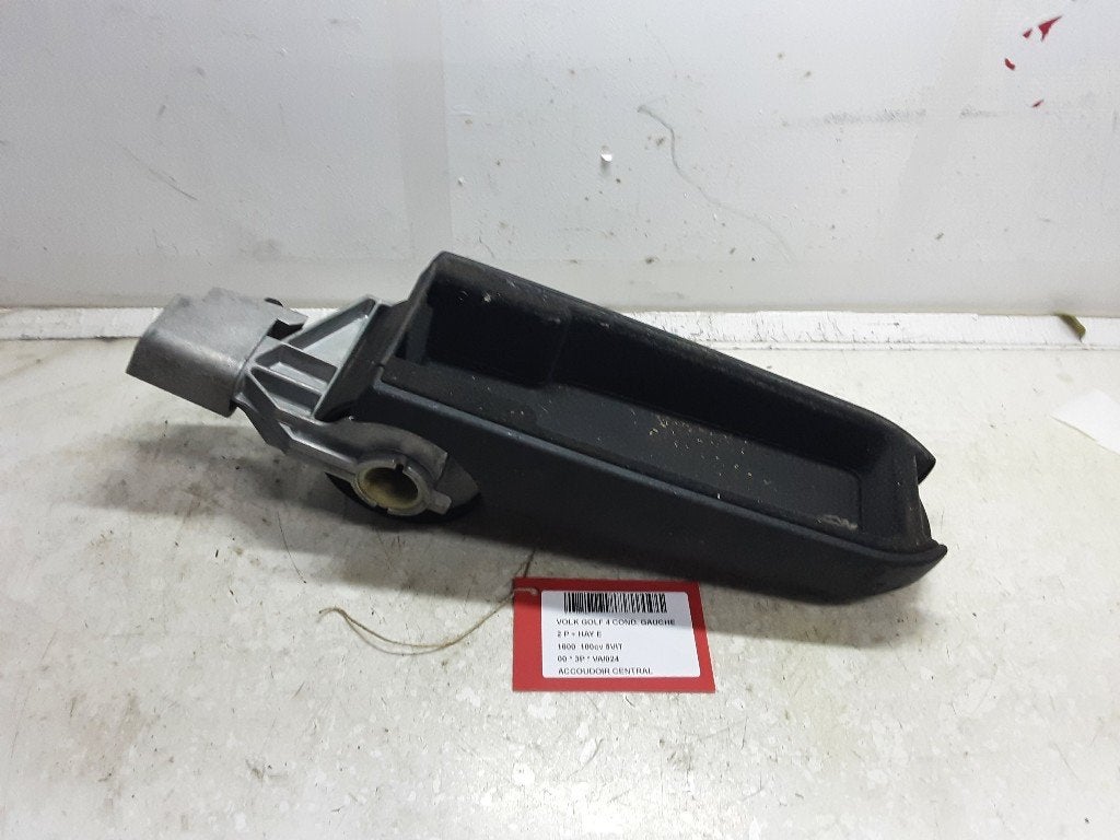 CONSOLE CENTRALE Volkswagen Golf IV (1J1) (01-1997/06-2005), Volkswagen, Mevr. I. Hauben, Utilisé, Rue de l'Espoir 34 34
4030  GRIVEGNÉE, BE