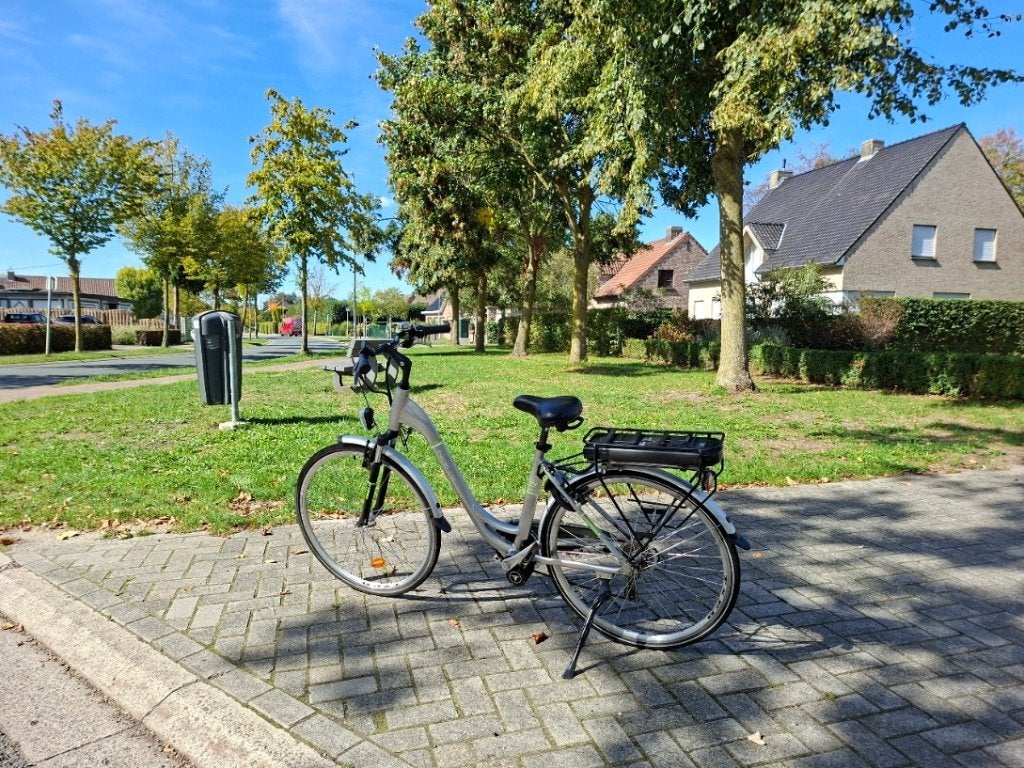 Elektrische Fiets Formula Sport, Fietsen en Brommers, Ophalen, Zo goed als nieuw, 50 km per accu of meer