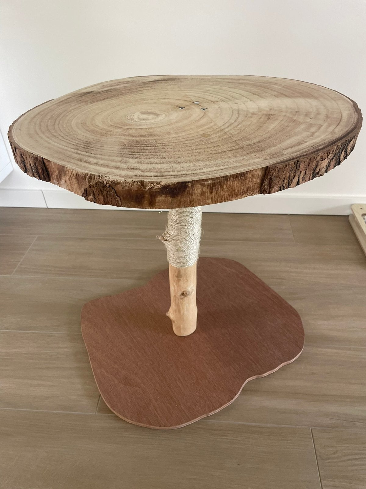 Natuurlijke houten krabpaal katten, Dieren en Toebehoren, Ophalen, Nieuw, Krabpaal