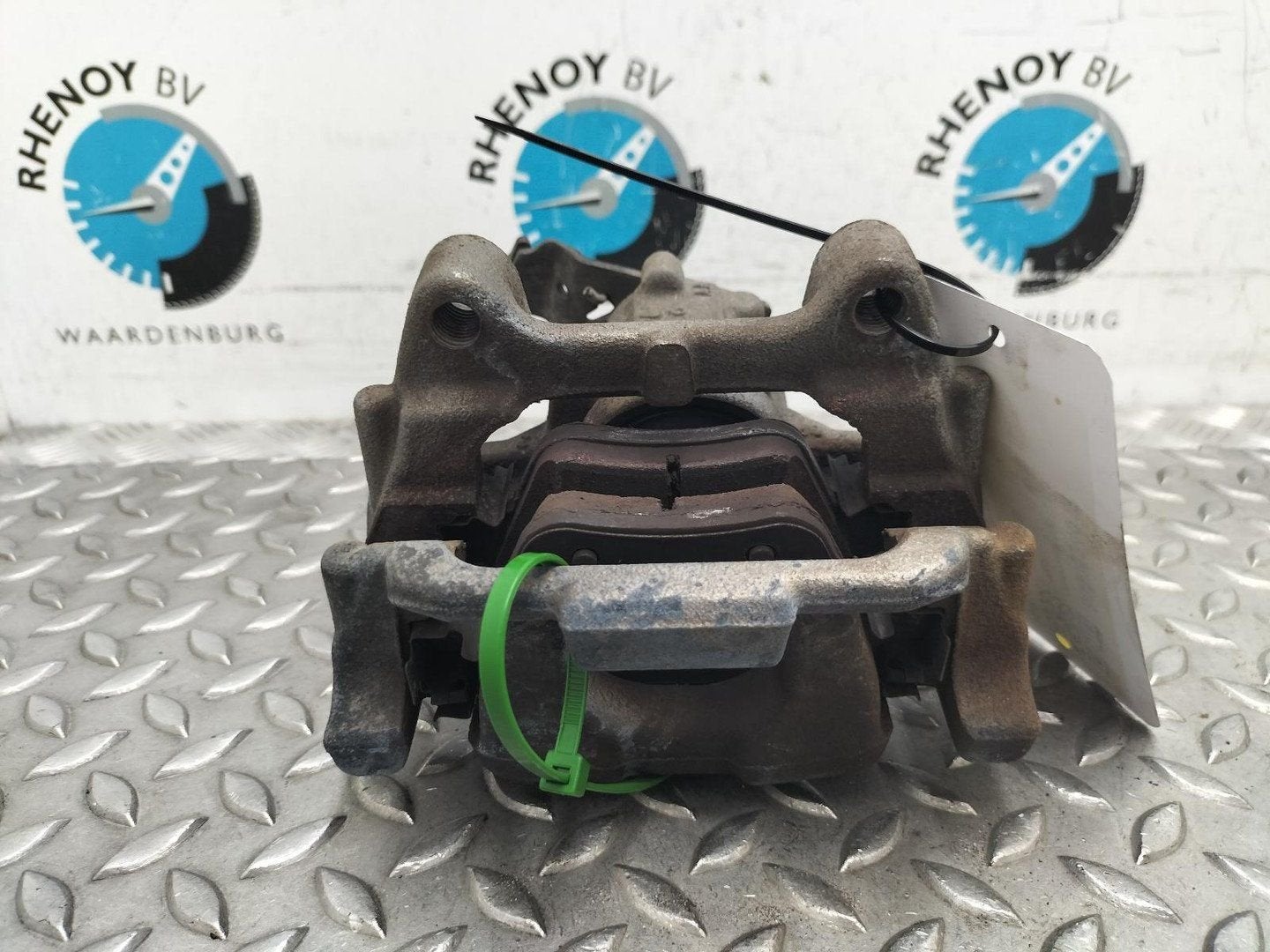 SKODA SUPERB TDI REM KLAUW 2011, Ophalen of Verzenden, Gebruikt, ARN erkend