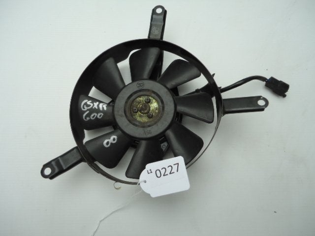 GSXR600 1997 - 2000 Suzuki Radiator Ventilator D1-20811