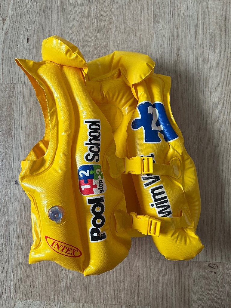 INTEX zwemvest 3 - 6 jaar (max 30 kg), Kinderen en Baby's, Kinderkleding | Kinder-zwemkleding, Ophalen of Verzenden, Intex, Jongen of Meisje