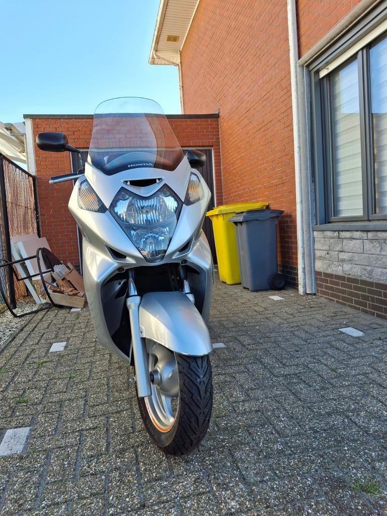 Honda FSJ600 Silverwing, Motoren, Particulier, Scooter