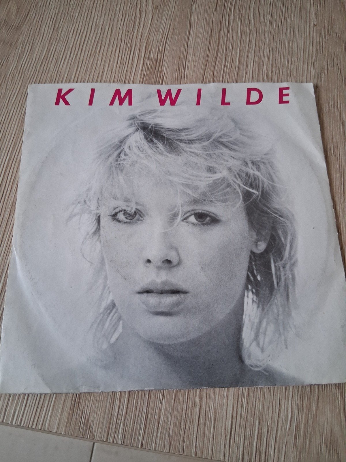 Kim wilde, Ophalen