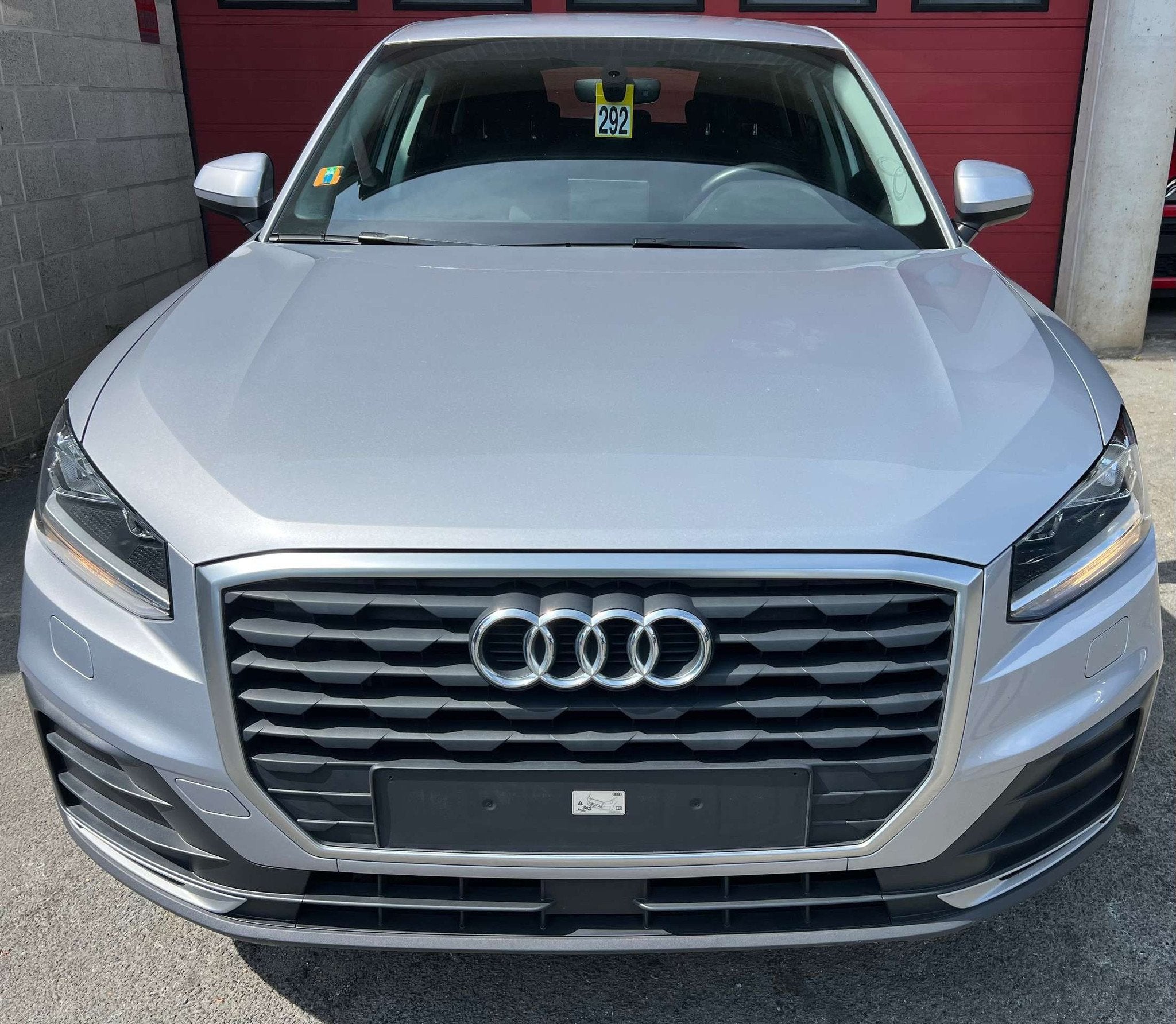 Audi Q2 1.0 TFSI Design S tronic + CAR-PASS + GARANTIE + NAV, Auto's, Automaat, Gebruikt, 116 pk, Bedrijf