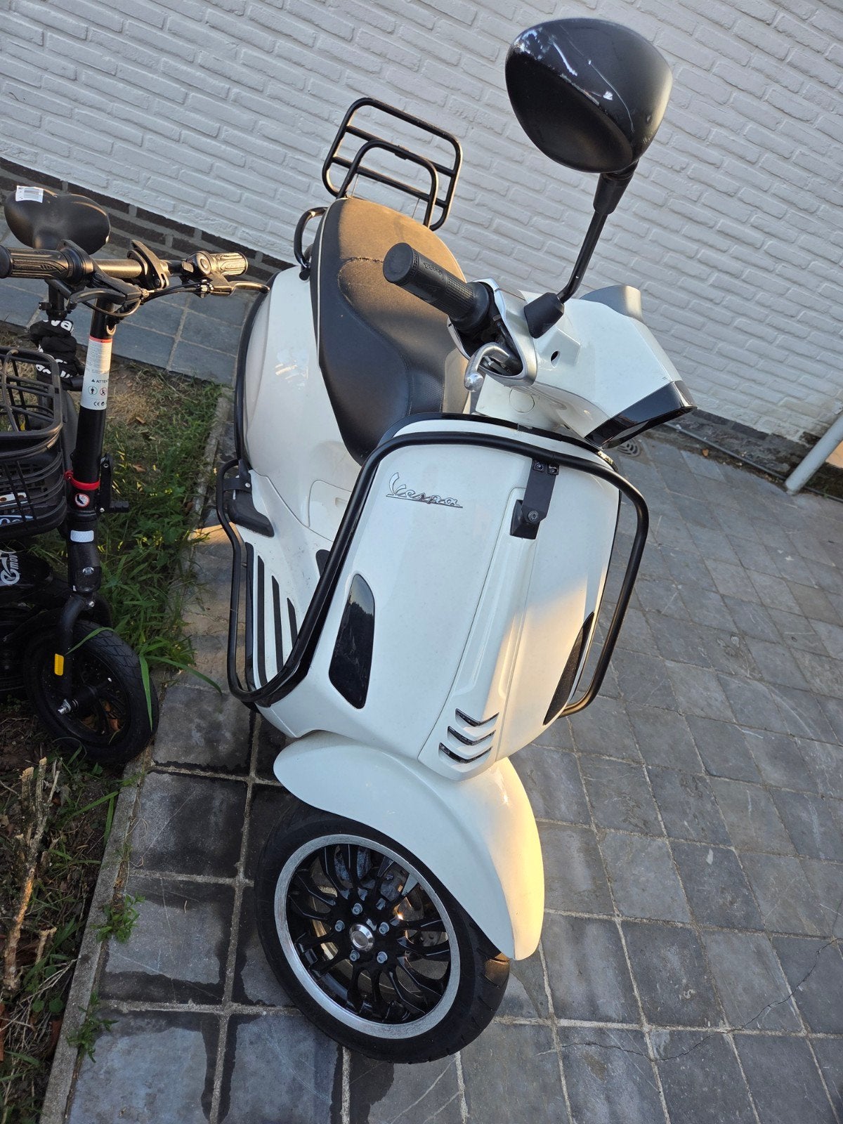2x vespa sprint, Fietsen en Brommers, Ophalen
