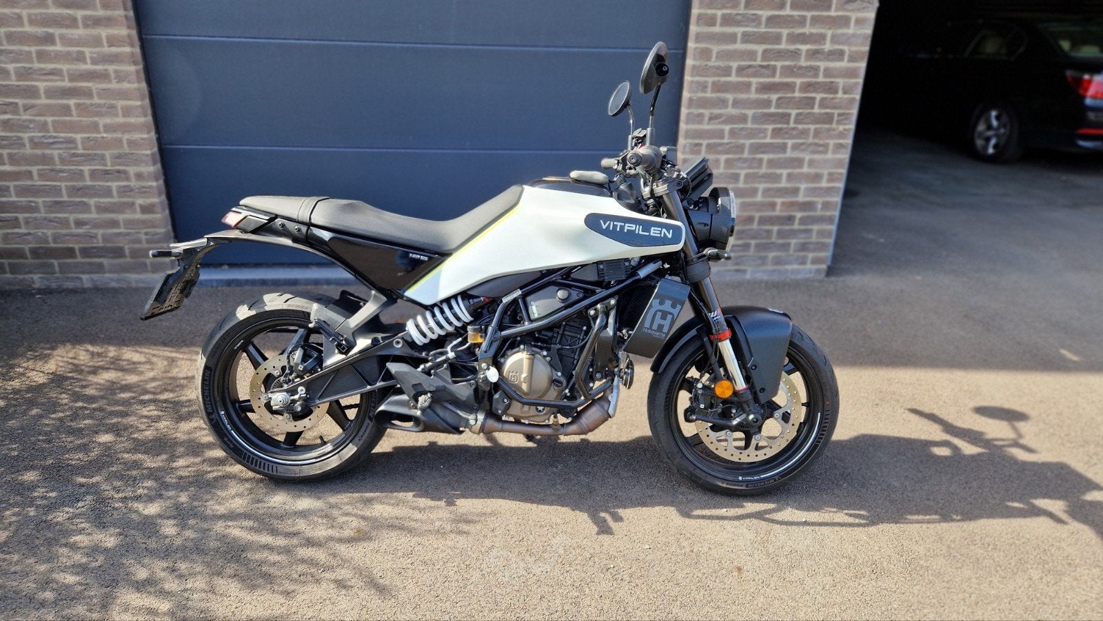 Husqvarna Vitpilen 125, Motoren, Nieuw, Particulier, 125 cc, Handvatverwarming