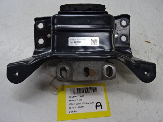 SUPPORT BOITE DE VITESSES Octavia Combi (5EAC) (5Q0199555R), Utilisé, Skoda