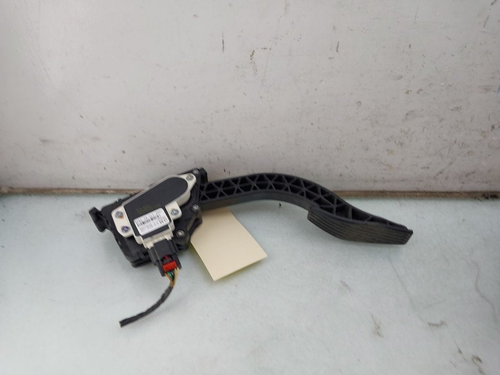 GASPEDAAL Opel Karl (01-2015/03-2019) (|95352200|), Gebruikt, Opel, Opel Automobile GmbH, Kontakt-opel@opel.com