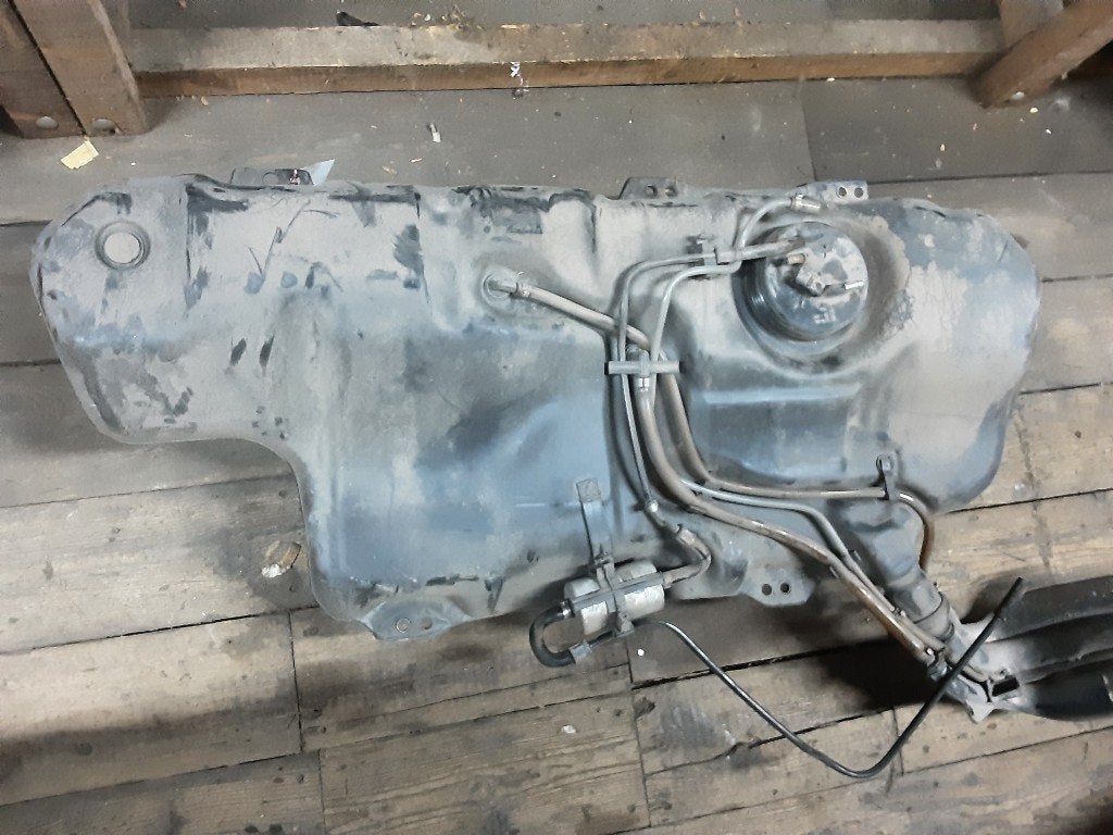 RESERVOIR CARBURANT Volkswagen Polo III (6N1) (6K0201085), Volkswagen, Volkswagen AG, Utilisé, Kundenbetreuung@volkswagen.de