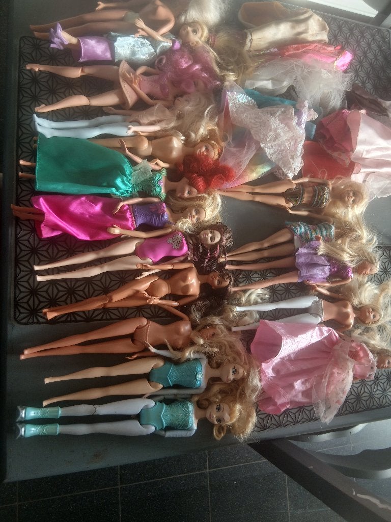 Lot barbies, Enfants & Bébés, Enlèvement, Utilisé