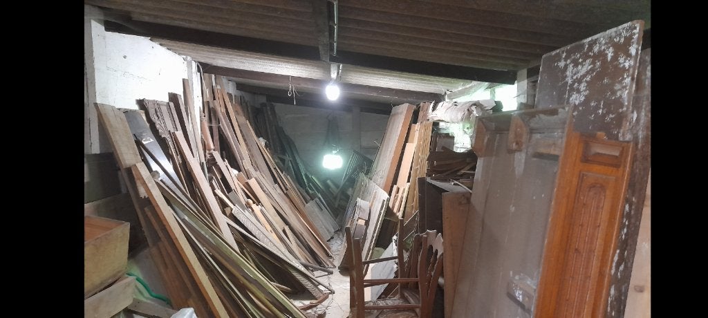 Hout om te geven, Ophalen