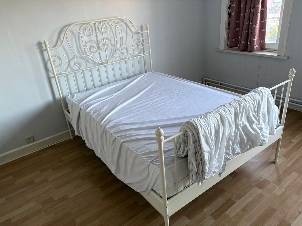 Gratis metalen bed 140 cm breed met lattenbodem, 140 cm, Enlèvement, Utilisé, Métal