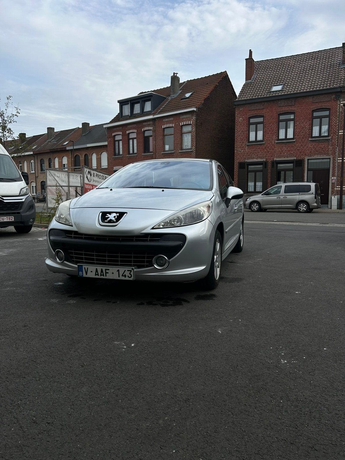 Peugeot 207, Autos, Argent ou Gris, Achat, Boîte manuelle, Noir