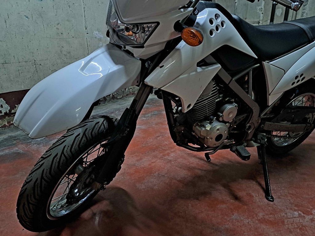 Kawasaki KLX 125 (D-Tracker), Motoren, Occasion, Particulier, 125 cc, 11 kW of minder