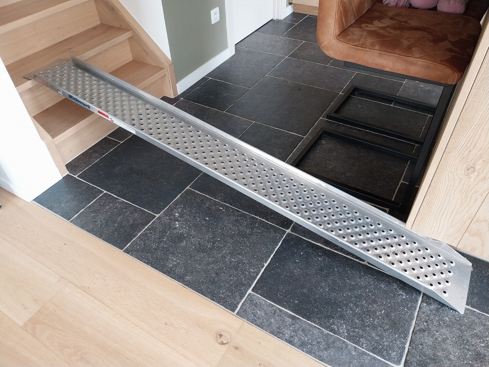 Alu oprijplaat 200cm met opstaande rand, Ophalen