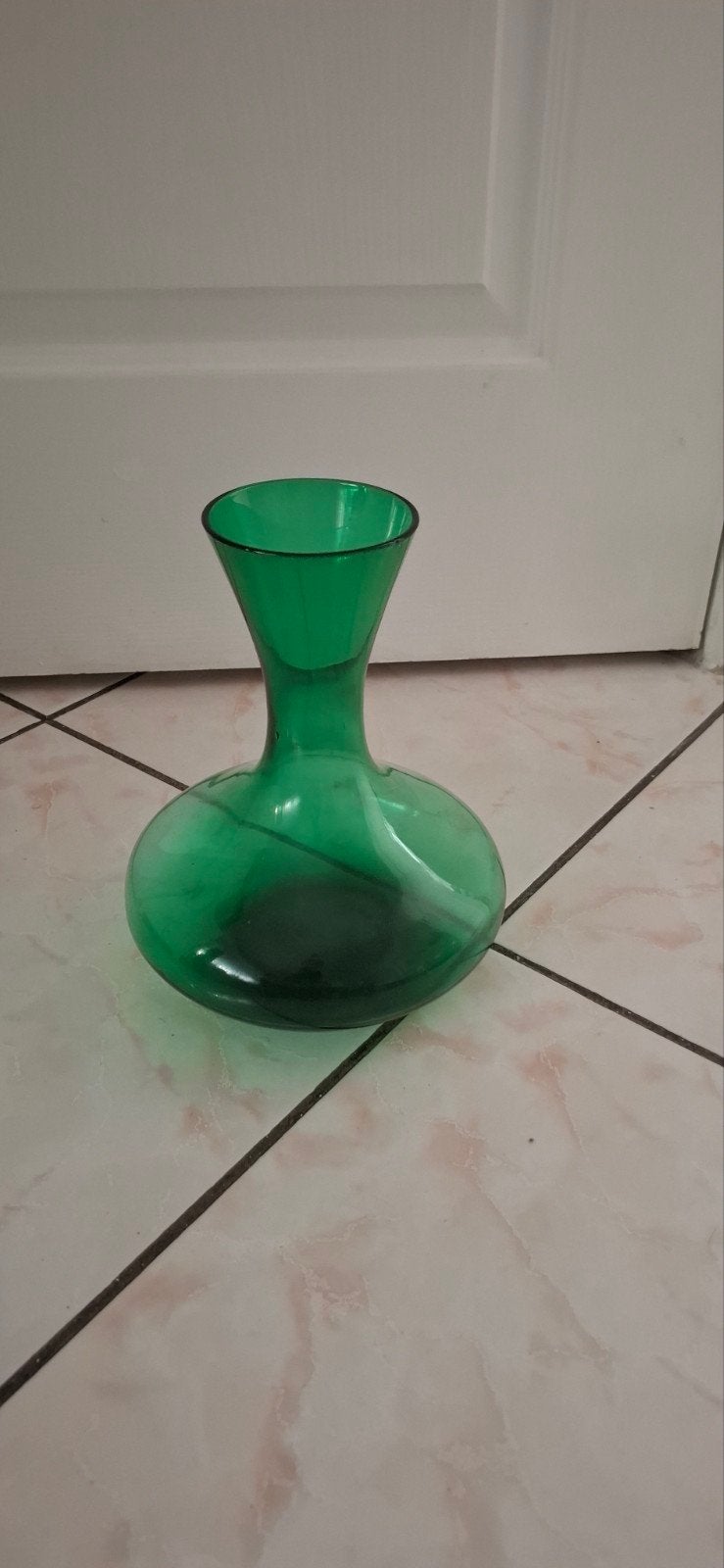 vase où carafe, Maison & Meubles, Accessoires pour la Maison | Vases, Enlèvement, Vert, Verre
