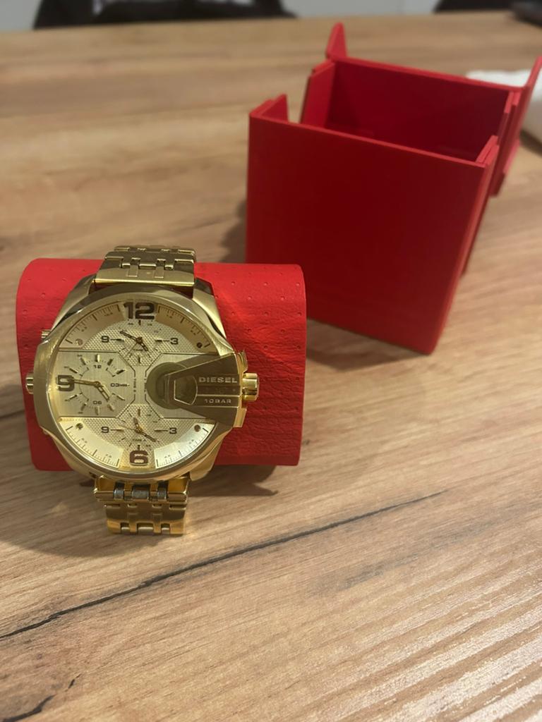 Montre diesel, Ophalen, Zo goed als nieuw