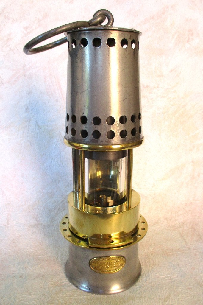 Lampe de mineur collection charbonnage mine, Antiquités & Art, Envoi